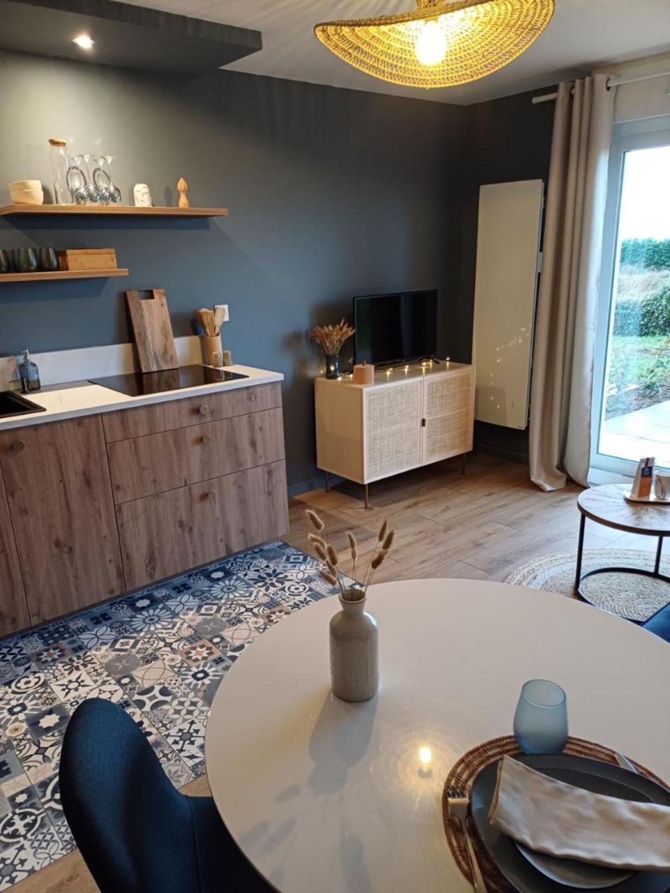 Bienvenue Au Studio L'Escale Bleue Avec Vue Mer Et Sur Le Cap Frehel Saint-Cast-le-Guildo Eksteriør bilde